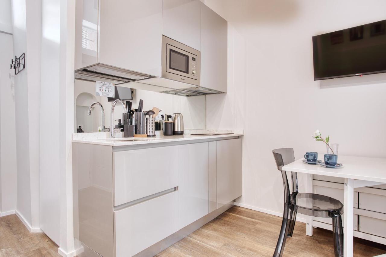 Joivy Delightful 1-Bed Flat In The Centre Of Milan Daire Dış mekan fotoğraf